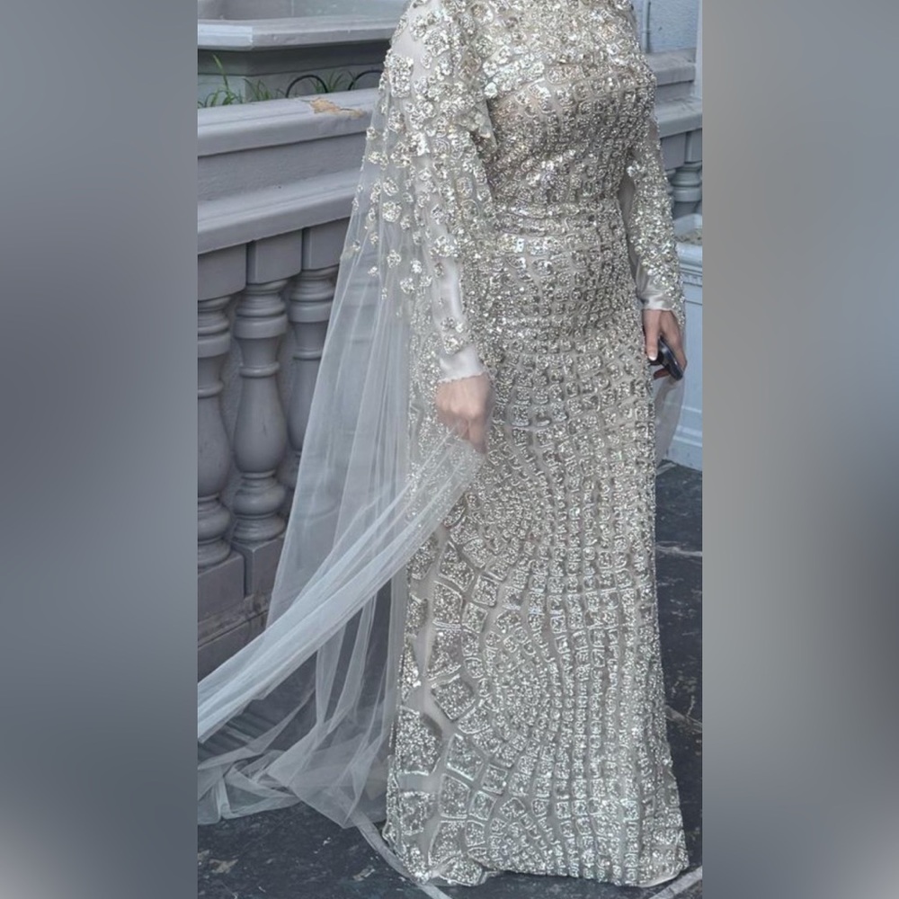 Bila el dana Silver/gold Cape Embellished Gown
